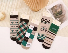 Women's mid-calf socks