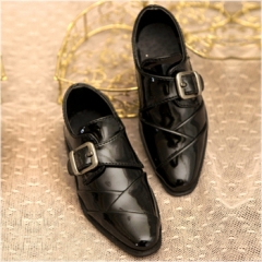 1/3 size Bright black formal leather shoes
