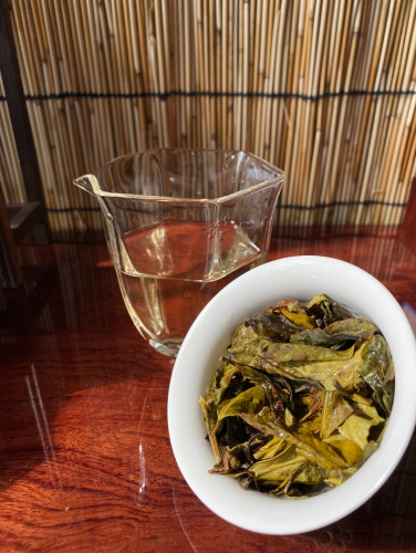 Oolong Dan cong white tea Narcissus 200g per cake