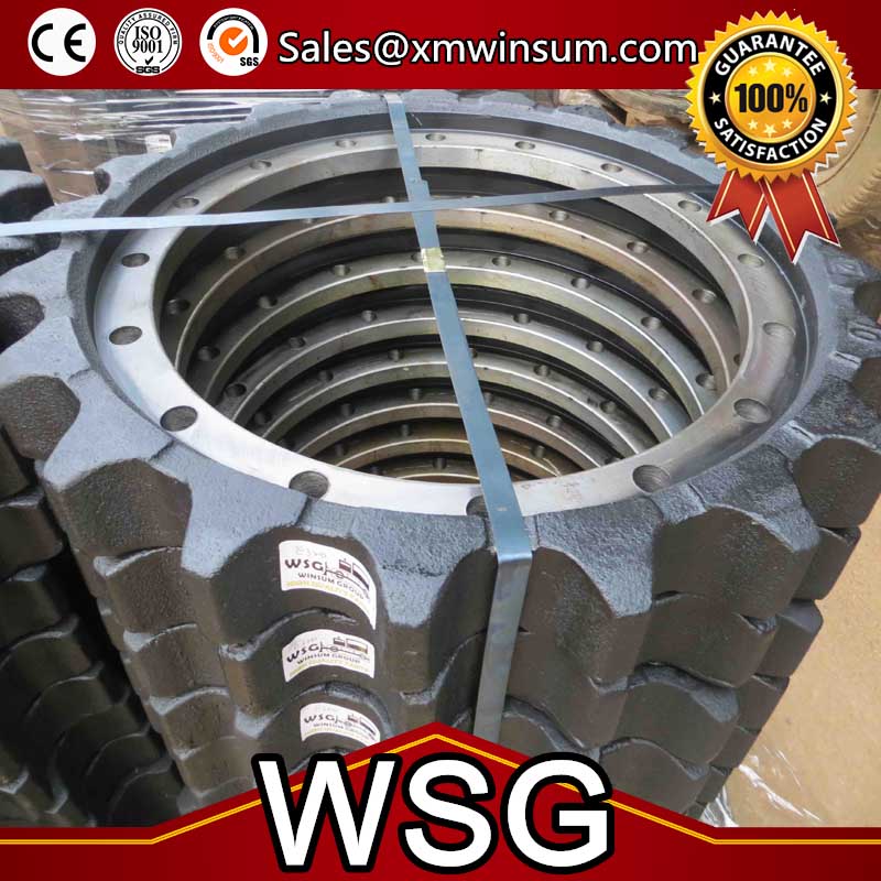 OEM Quality Hitachi EX200 Excavator Sprocket 1010204 | WSG Machinery