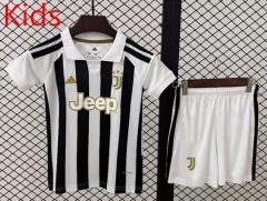 2026-27 Juventus Home Black White Soccer kids Uniform-709