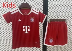 26-27 Bayern München Home Red Kids/Youth Soccer Uniform-709