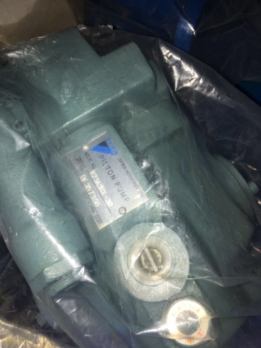 DAIKIN   Piston Pump  V23A3RX-30