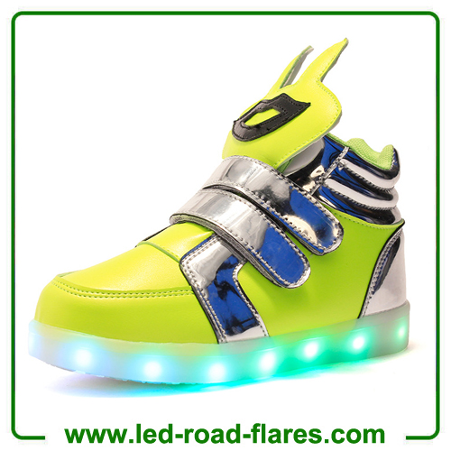 China High Top Boys Girls Children Kids Led Light Up Trainers Red Green White Black