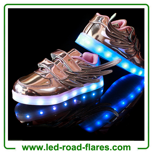 2017 Children Glowing Led Sneakers with Angel Wings Kids Led Flashing Sneakers Fluorescent Luminous Led Light Up Shoes For Girls Boys Wing Shoes