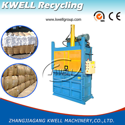 Vertical hydraulic baler