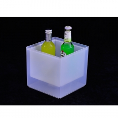 Small size double layer PP led ice bucket