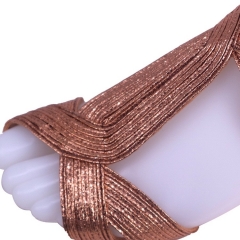 Cruces transfronterizos zapatos semiacabados zapatos de mujer zapatos de niños cables bordados eléctricos bordados broches crack PU sandalias superior procesamiento de materiales de zapatos