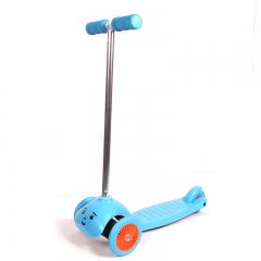 Child scooter