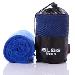 Microfiber Sport Towel with Mesh Pouch