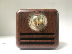 Wooden FM/AM Radio With Bluetooth Speaker