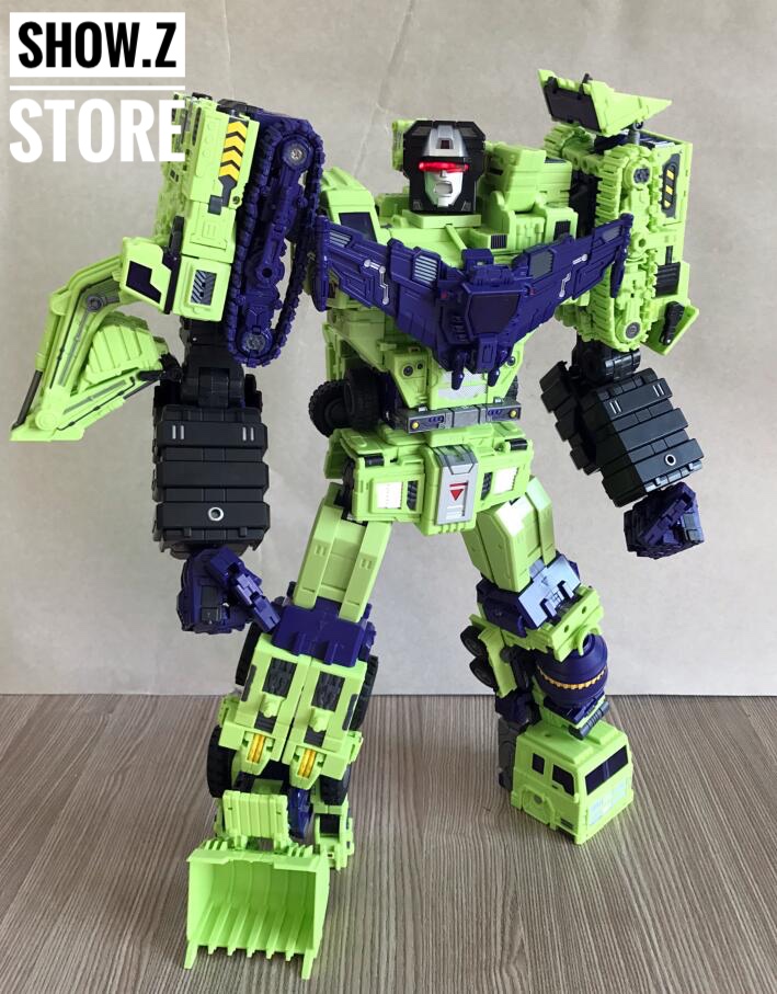 Devastator profile showing scale and poseable limb articulation Devastator profile showing scale and poseable limb articulation