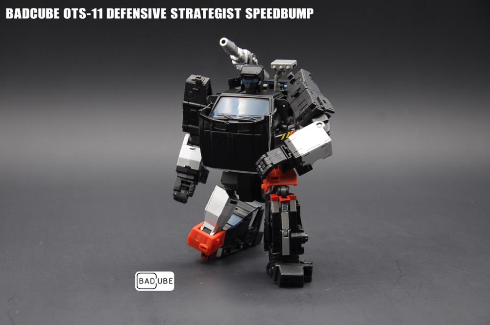 BadCube Speedbump Trailbreaker black figure with white details red shield BadCube Speedbump Trailbreaker black figure with white details red shield