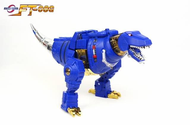 FansToys Grinder Dinobot dinosaur standing with raised tail FansToys Grinder Dinobot dinosaur standing with raised tail