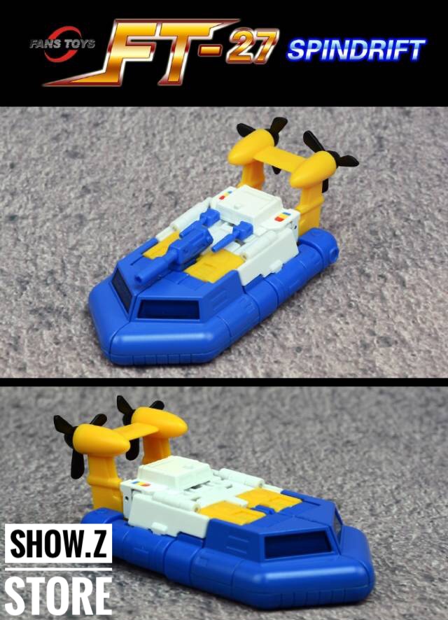 Spindrift robot with extended blue arms and weapons Spindrift robot with extended blue arms and weapons
