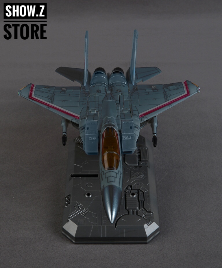 YES MODEL Starscream Green figure with red color accents displayed YES MODEL Starscream Green figure with red color accents displayed