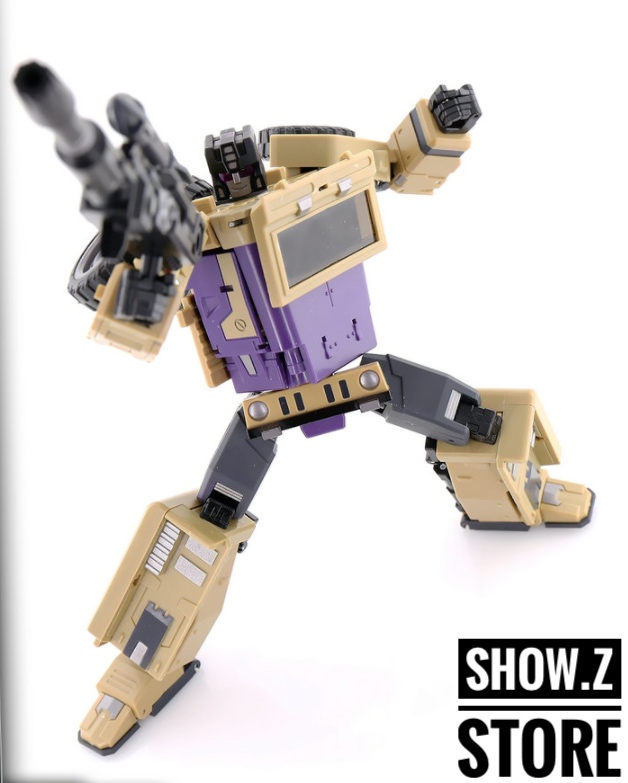 Unique Toys Gahz'Ran tan purple black robot standing pose extended cannon Unique Toys Gahz'Ran tan purple black robot standing pose extended cannon