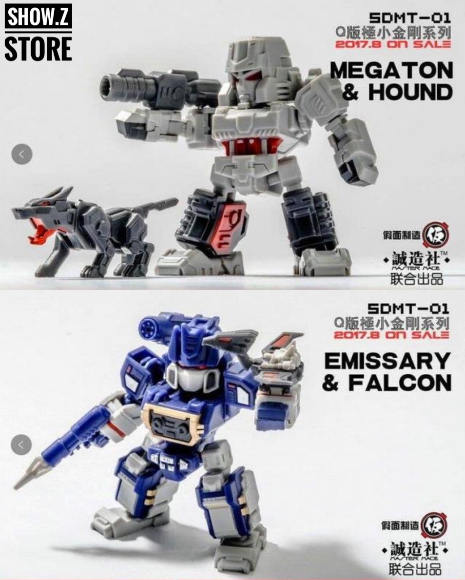 Master Made SDMT-01 blue robot Emissary and Falcon in action poses Master Made SDMT-01 blue robot Emissary and Falcon in action poses