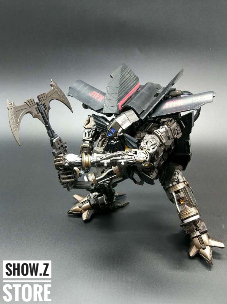 TF Dream Factory GOD-01 Skyfire Jetfire robot holding energy weapons dynamic TF Dream Factory GOD-01 Skyfire Jetfire robot holding energy weapons dynamic