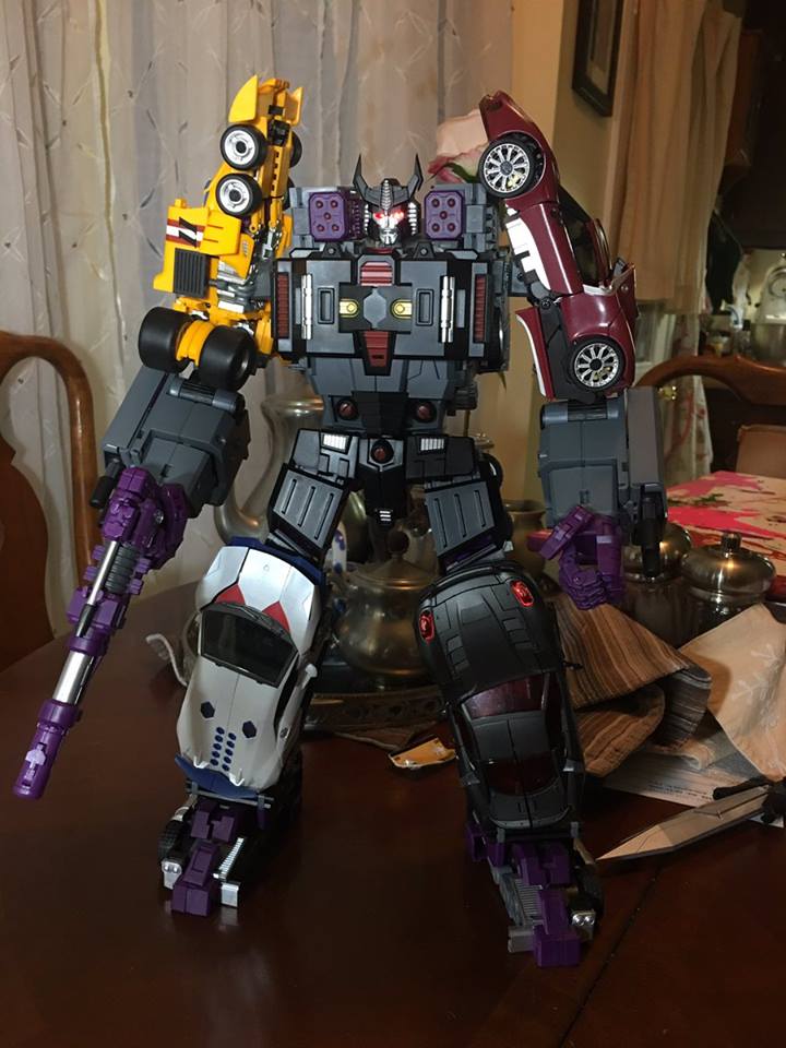 TFM M-01 Havoc Disorder robot in dynamic pose with weapons displayed TFM M-01 Havoc Disorder robot in dynamic pose with weapons displayed
