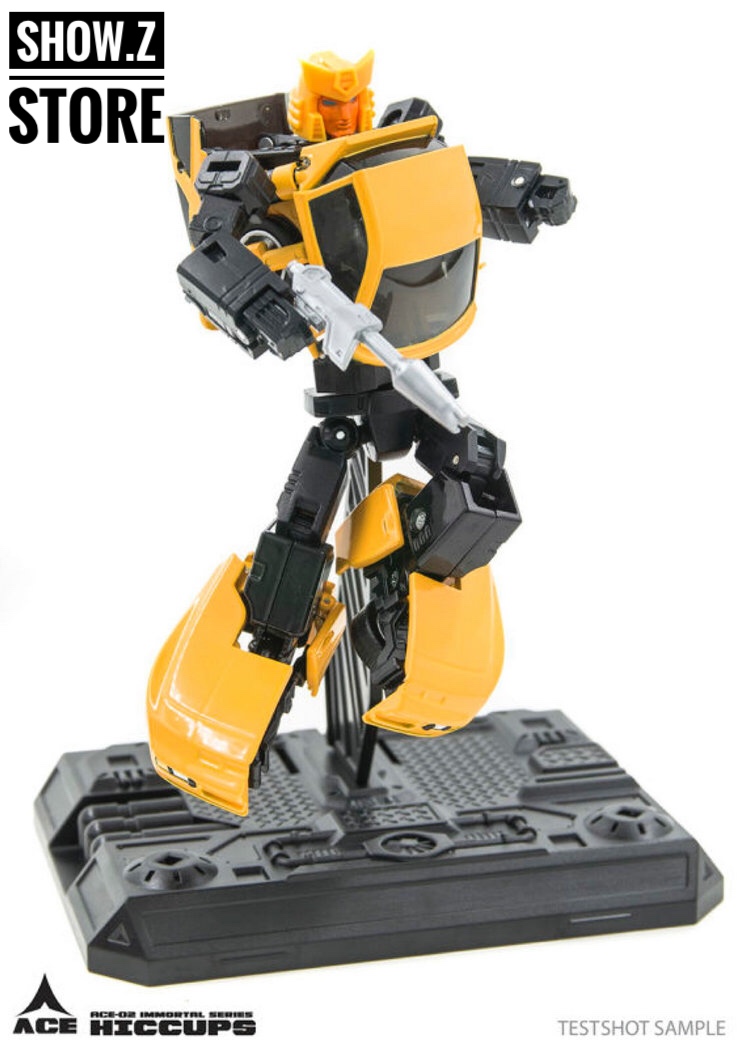 ACE ACE-02 Hubcap robot transformation mid-pose yellow black colors ACE ACE-02 Hubcap robot transformation mid-pose yellow black colors