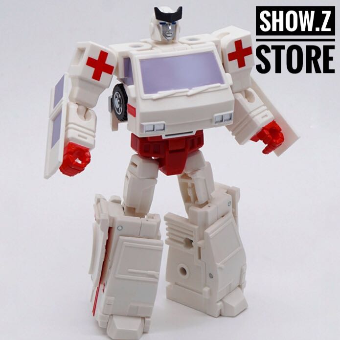 Mech Planet HS08 Mini Ratchet white red ambulance robot Mech Planet HS08 Mini Ratchet white red ambulance robot