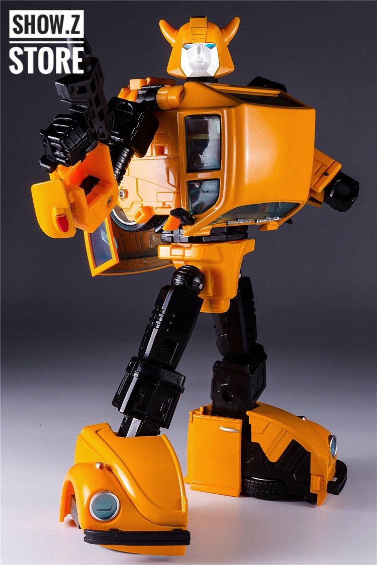 KBB Bumblebee robot with multiple colorful interaction pieces KBB Bumblebee robot with multiple colorful interaction pieces