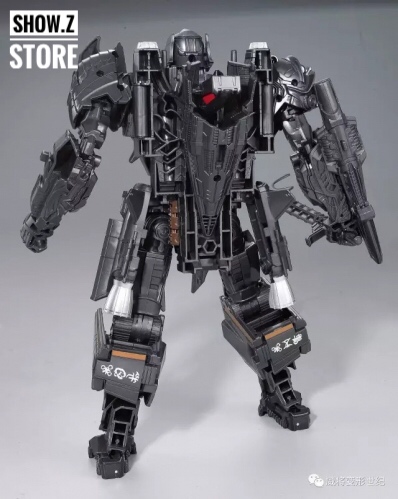 MW-001 Rendsora Megatron model kit in black armor standing upright MW-001 Rendsora Megatron model kit in black armor standing upright