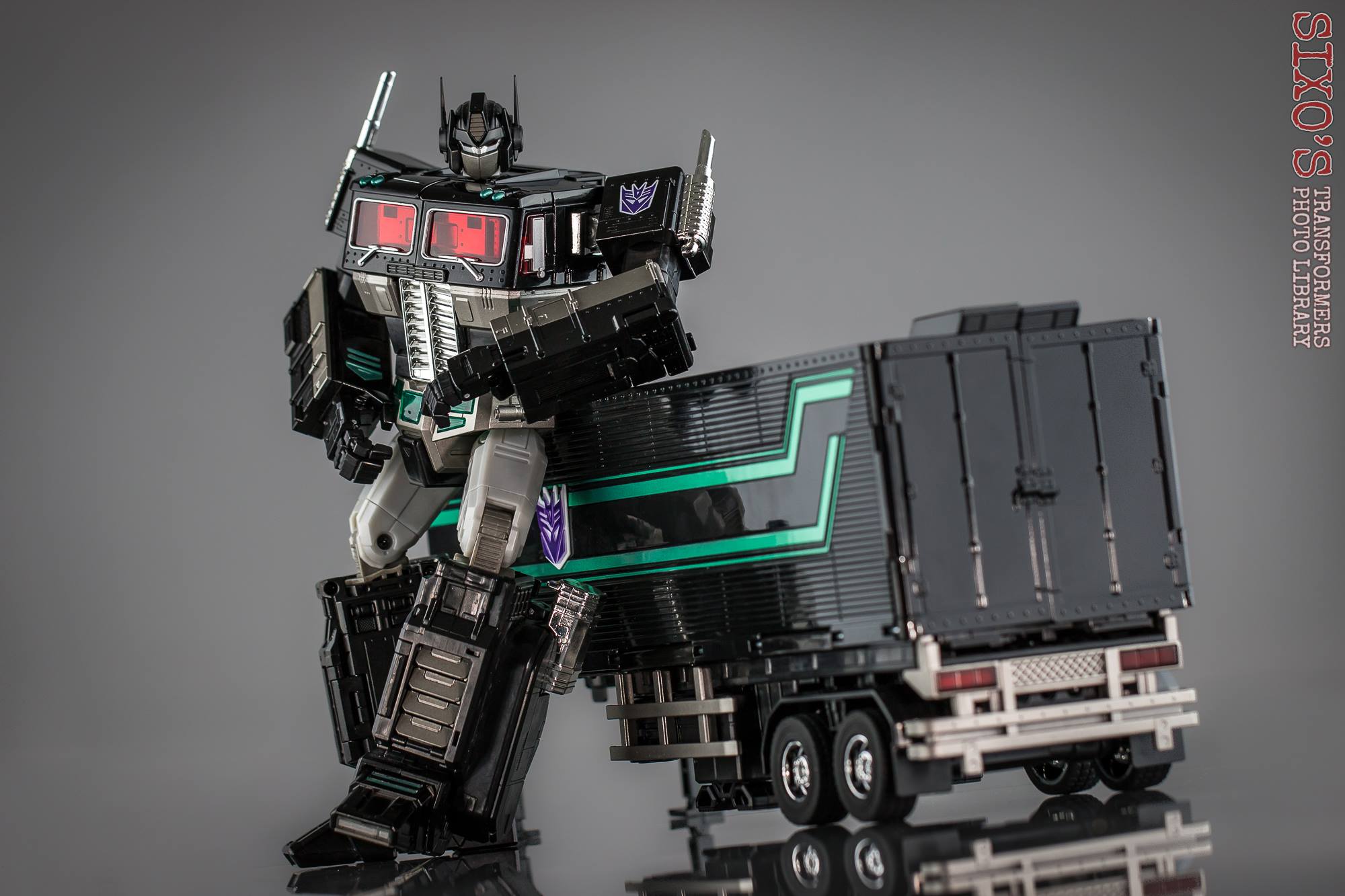 4th Party MP-10B Optimus Prime black robot trailer side angle 4th Party MP-10B Optimus Prime black robot trailer side angle