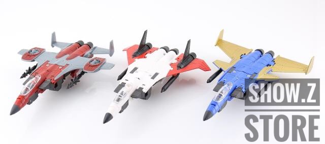 DX9 X30 X32 X31 Conehead three robots red white blue standing DX9 X30 X32 X31 Conehead three robots red white blue standing