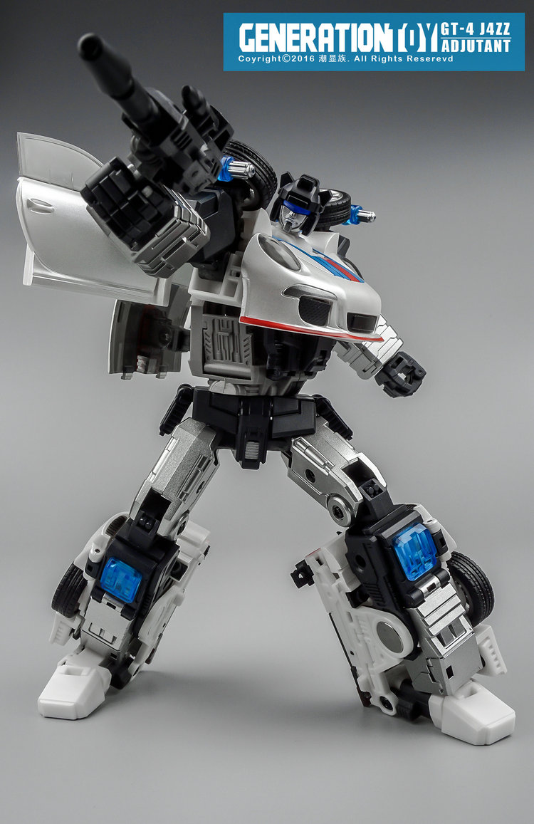 Generation Toy Jazz standing tall with detailed painting Generation Toy Jazz standing tall with detailed painting