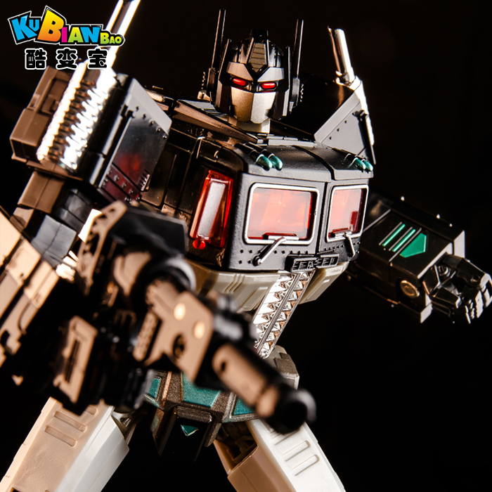 KuBianBao MP10V-B OP robot close-up head and upper body KuBianBao MP10V-B OP robot close-up head and upper body
