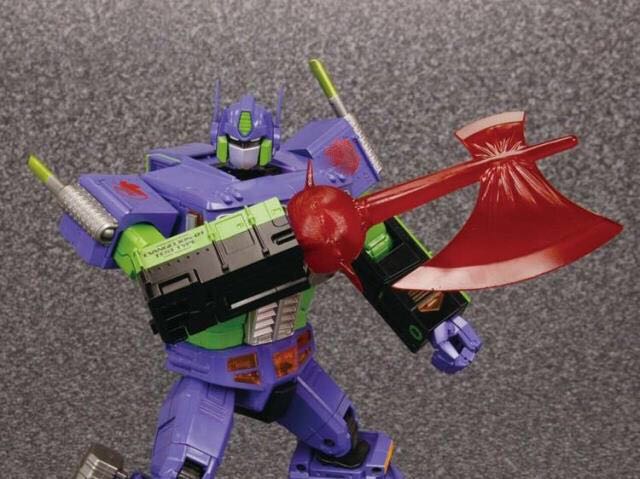 Complete figure set with trailer and all accessories Complete figure set with trailer and all accessories