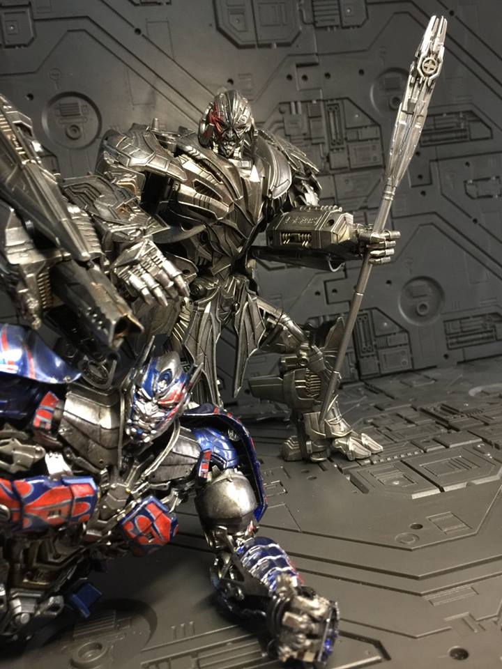 Robot character with chrome finish and elaborate blade weapon showcase Robot character with chrome finish and elaborate blade weapon showcase