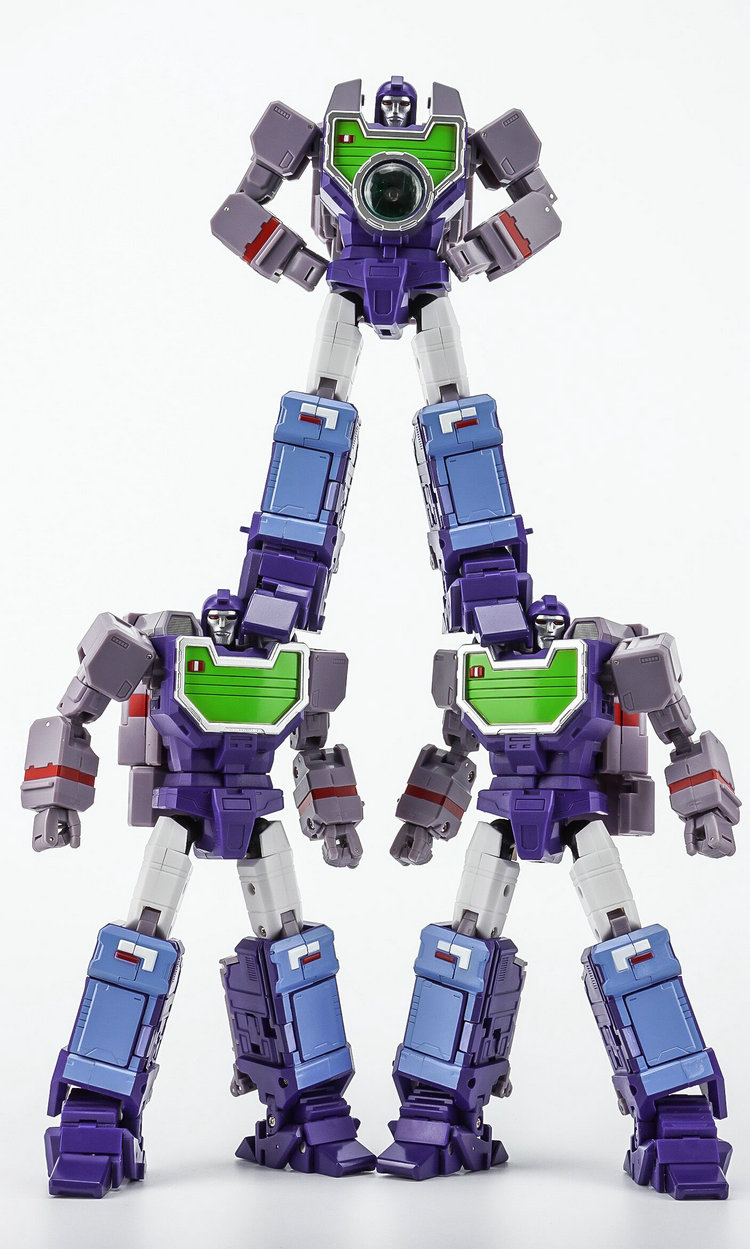 KFC Toys E.A.V.I Metal Phase Reflector purple green robot with combiner formation KFC Toys E.A.V.I Metal Phase Reflector purple green robot with combiner formation