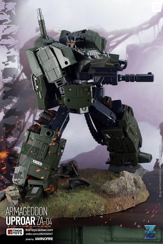 Uproar detailed side profile with cannon and armor plating visible Uproar detailed side profile with cannon and armor plating visible