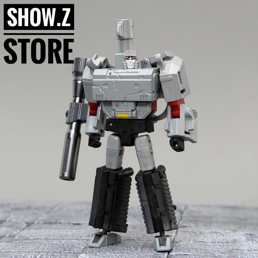 DX9 Toys X13D Mightron Megatron damaged version robot white black DX9 Toys X13D Mightron Megatron damaged version robot white black