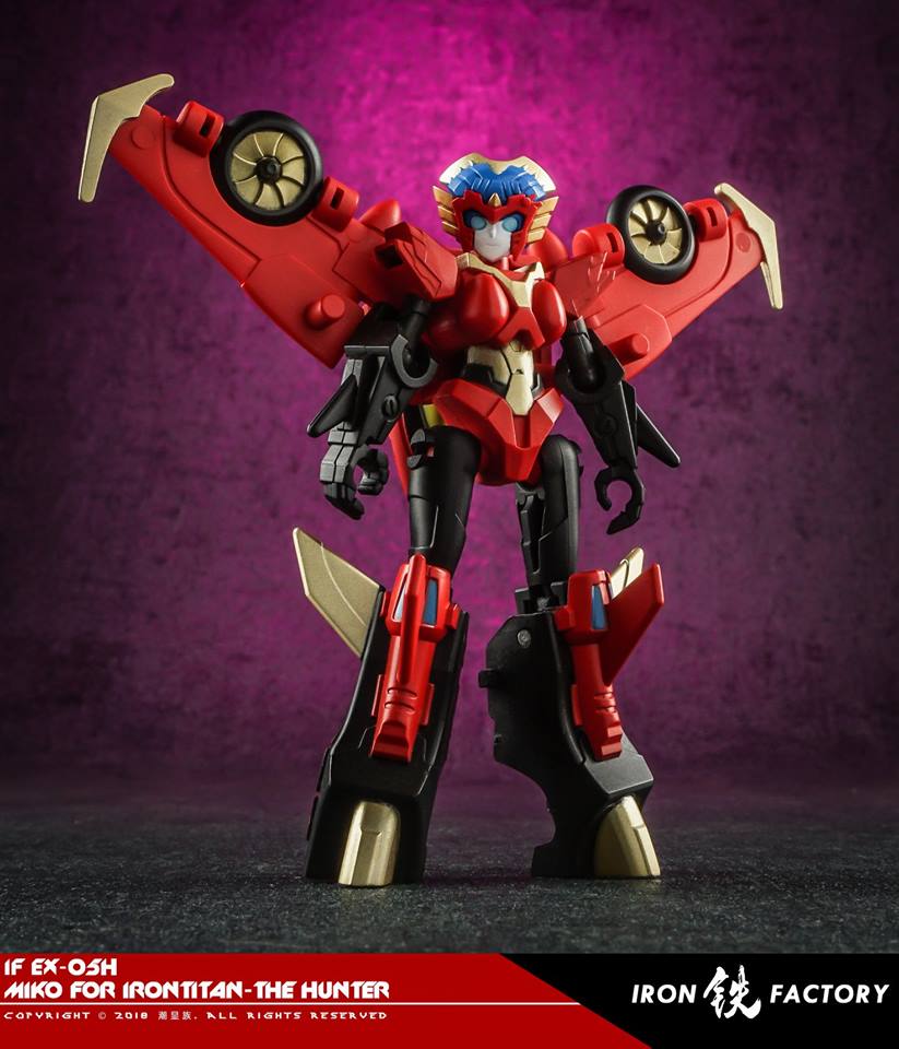 IronFactory IF-EX05H Iron Giants Maiden Windblade Huntress red robot with curved blades IronFactory IF-EX05H Iron Giants Maiden Windblade Huntress red robot with curved blades