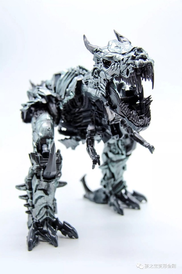 Studio Series SS07 Grimlock beast mode stegosaurus transformation Studio Series SS07 Grimlock beast mode stegosaurus transformation