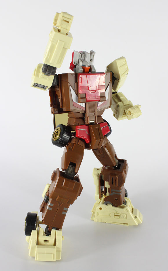 Dual Yes Model RF-01 RF-02 robot figures group display Dual Yes Model RF-01 RF-02 robot figures group display