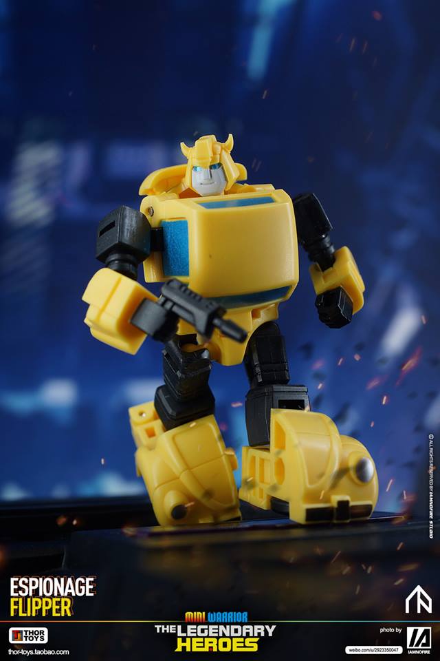 Yellow Bumblebee Flipper robot with white wings transform Yellow Bumblebee Flipper robot with white wings transform
