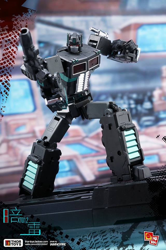 X2Toys Dark Raiden Nemesis Prime robot cityscape background X2Toys Dark Raiden Nemesis Prime robot cityscape background