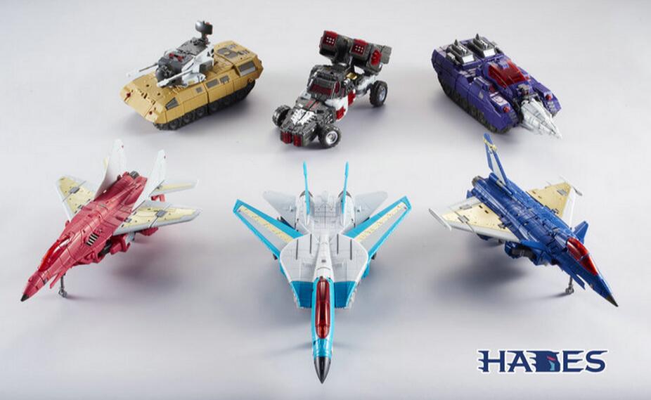 Lion-themed combiner set with multiple beast mode robots Lion-themed combiner set with multiple beast mode robots