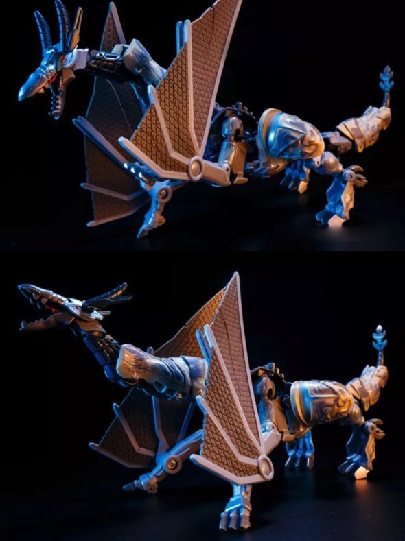 Blue and orange Steelbane with extended double-bladed wings ready Blue and orange Steelbane with extended double-bladed wings ready