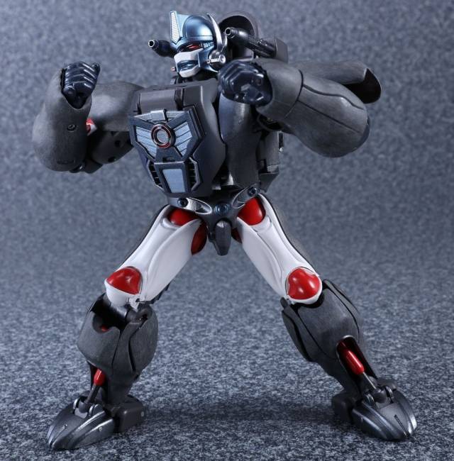 MP-32 Optimus Primal beast robot with extended cannons arms MP-32 Optimus Primal beast robot with extended cannons arms