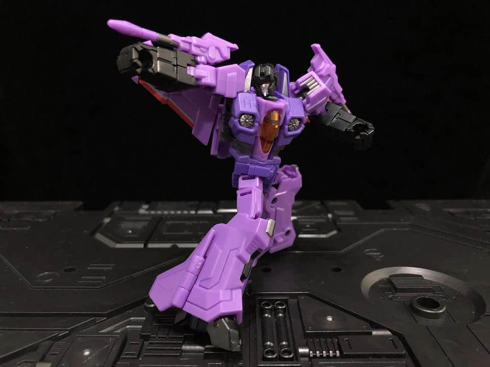 Amethyst purple Seeker robot side angle view Amethyst purple Seeker robot side angle view