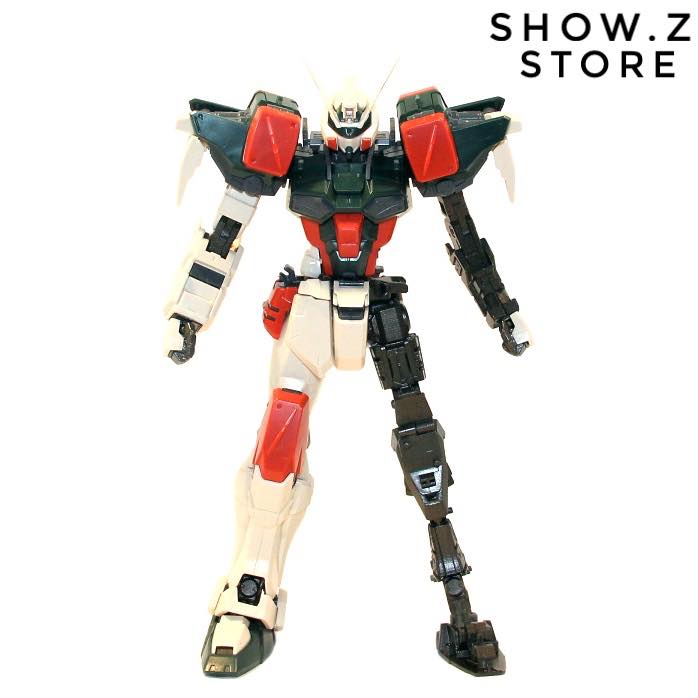 3R MG 1/100 GAT-X103 Buster Gundam white cream and red robot 3R MG 1/100 GAT-X103 Buster Gundam white cream and red robot