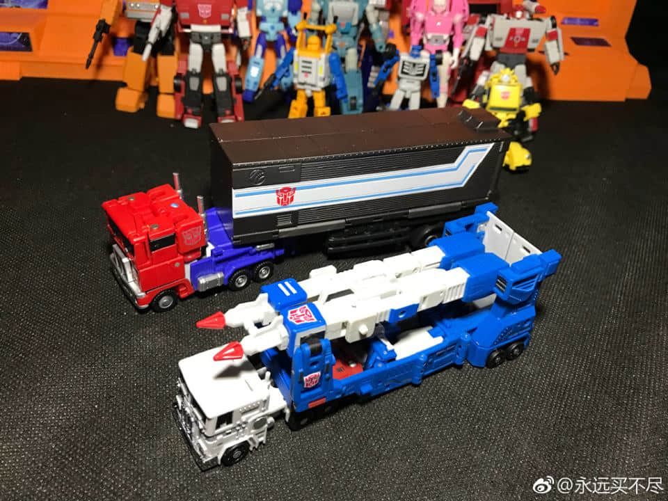 Transformation robot Ultra Magnus robot form Transformation robot Ultra Magnus robot form
