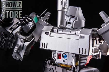 White grey robot holding large fusion cannon weapon detail White grey robot holding large fusion cannon weapon detail