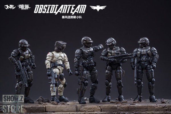JoyToy Acid Rain Obsidian Team soldiers in tactical pose JoyToy Acid Rain Obsidian Team soldiers in tactical pose